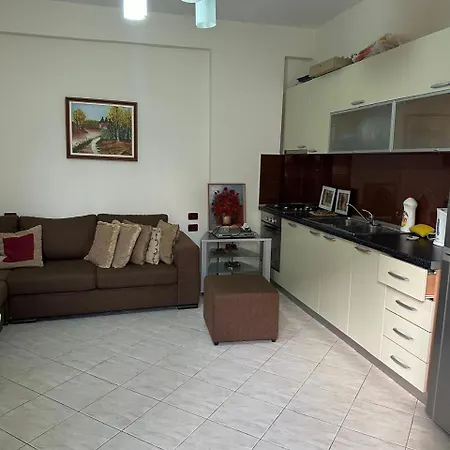 Vivian Apartment
